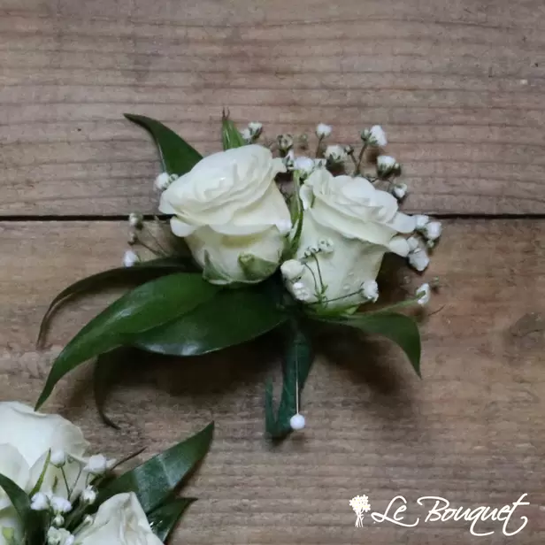Spray Rose Boutonniere (Deluxe, White, Gypsophila)
