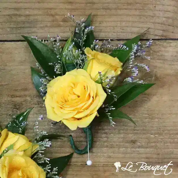 Spray Rose Boutonniere (Deluxe, Yellow, Caspia)