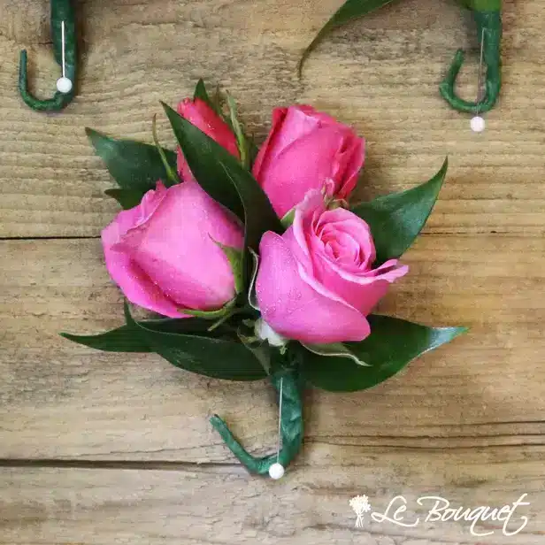 Spray Rose Boutonniere (Premium, Fuchsia, GREEN)