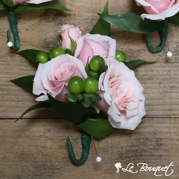 Spray Rose Boutonniere (Premium, Pink, Hypericum)