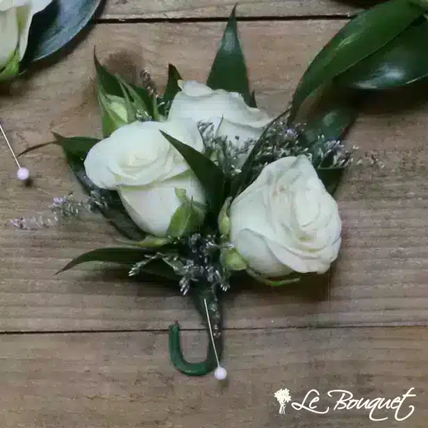 Spray Rose Boutonniere (Premium, White, Caspia)