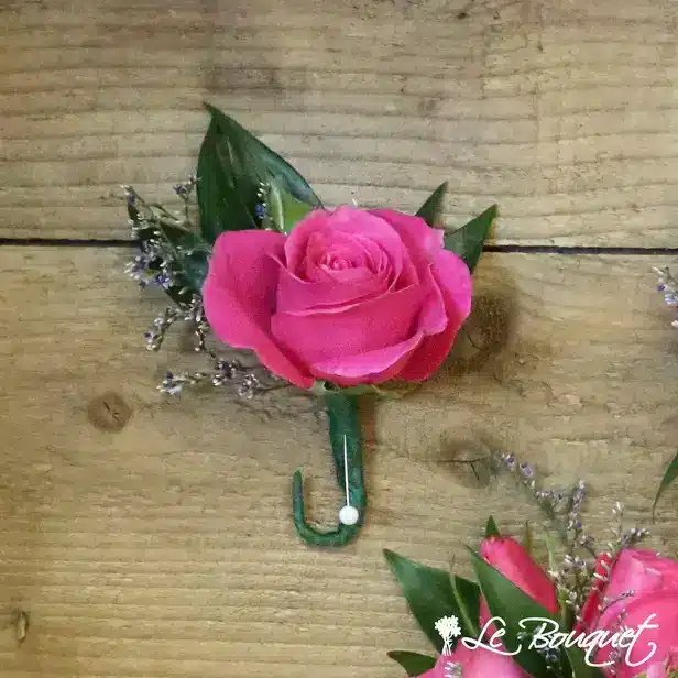 Spray Rose Boutonniere (Standard, Fuchsia, Caspia)