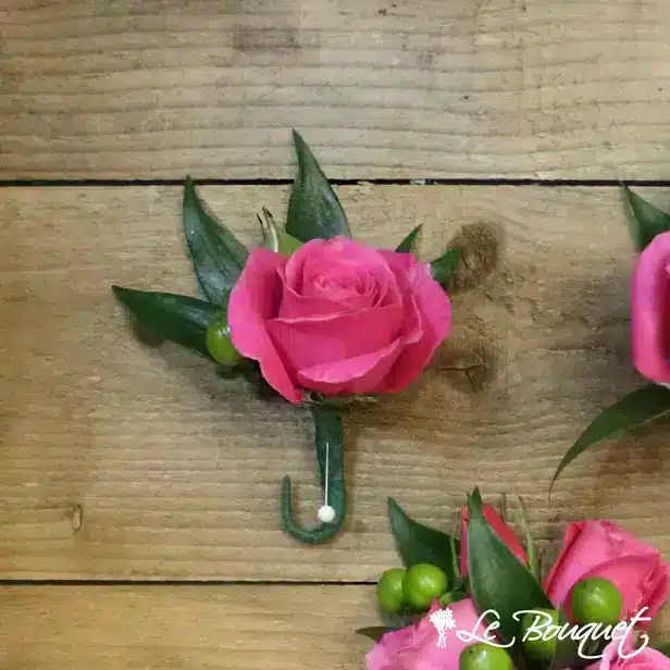 Spray Rose Boutonniere (Standard, Fuchsia, Hypericum)