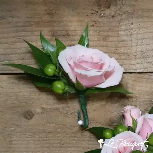 Spray Rose Boutonniere (Standard, Pink, Hypericum)