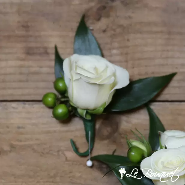 Spray Rose Boutonniere (Standard, White, Hypericum)