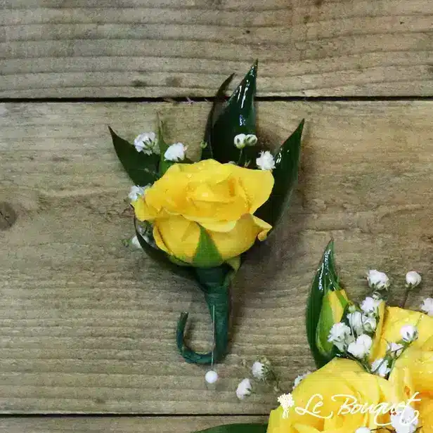 Spray Rose Boutonniere (Standard, Yellow, Gypsophila)