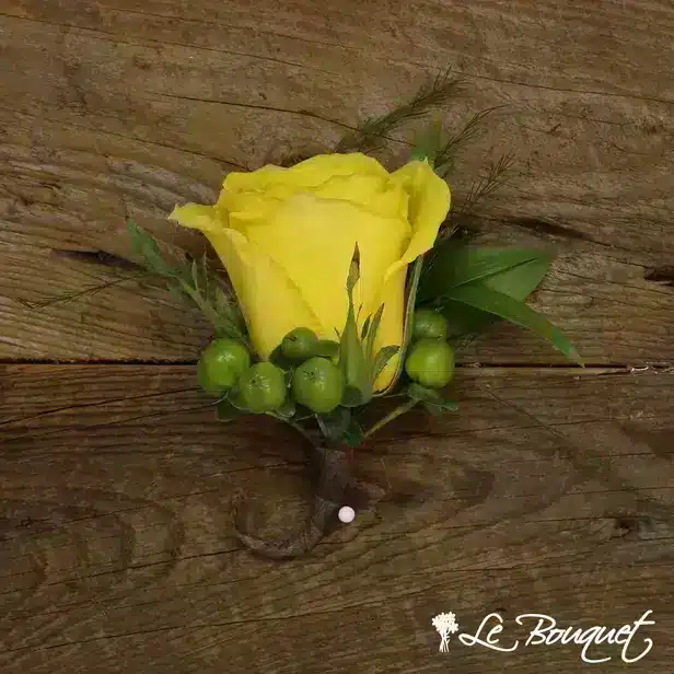 Rose Boutonniere Collection (Deluxe, Yellow, Hypericum)
