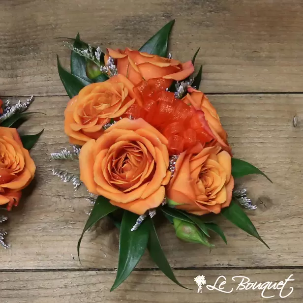 Spray Rose Corsage Collection (Deluxe, Orange, Caspia)