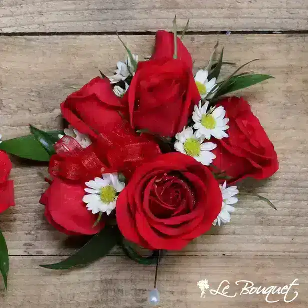 Spray Rose Corsage Collection (Deluxe, Red, Asters)