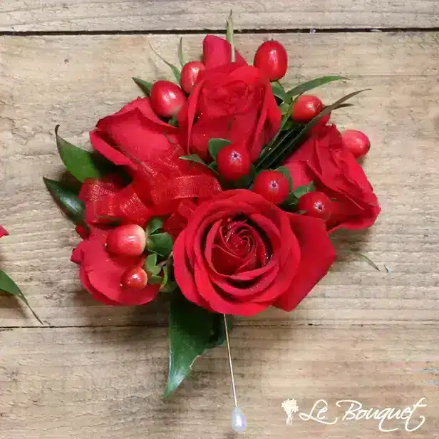 Spray Rose Corsage Collection (Deluxe, Red, Hypericum)