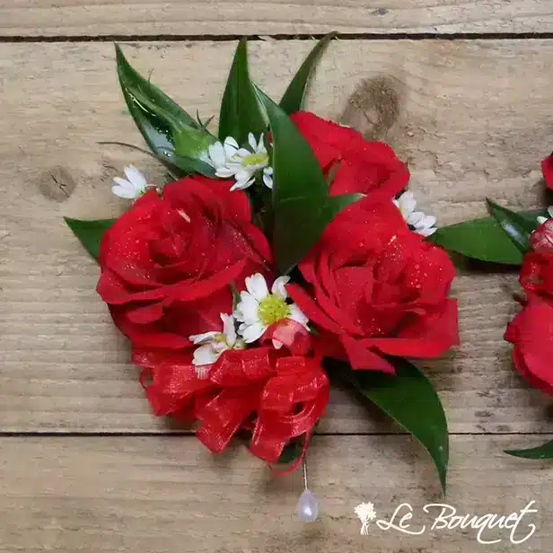 Spray Rose Corsage Collection (Standard, Red, Asters)