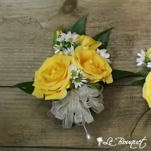 Spray Rose Corsage Collection (Standard, Yellow, Asters)