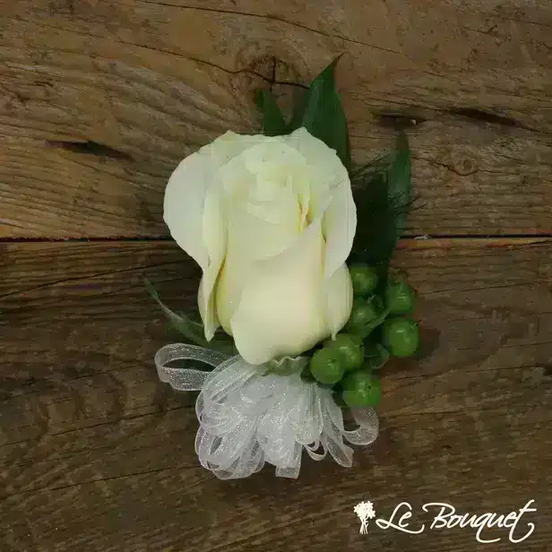 Rose Corsage (Deluxe, White, Hypericum)