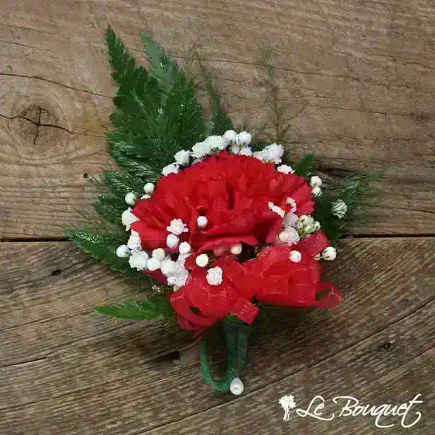 Carnation Corsage (Deluxe, Red)