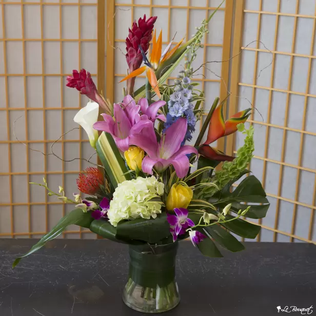 Exotic Bouquet (Premium, With glass vase)