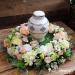 Entouré d'amour pour urnes