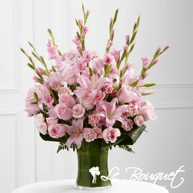The FTD Lovely Tribute Bouquet (Premium)