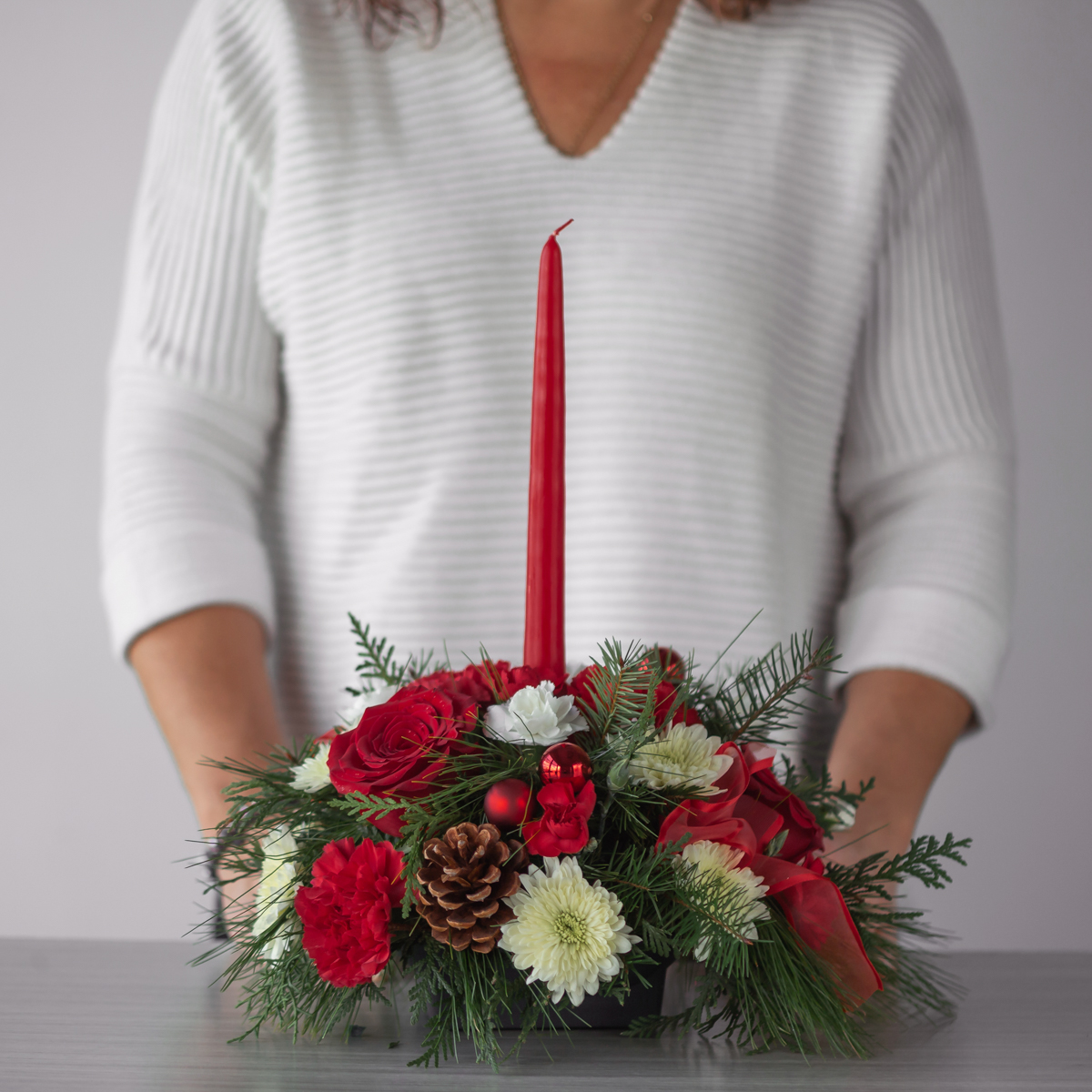 CA63-D Single candle Christmas centerpiece