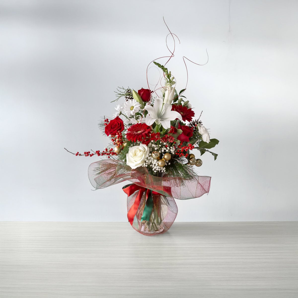 Holiday Mixed Bouquet (Premium, Arranged bouquet in vase)