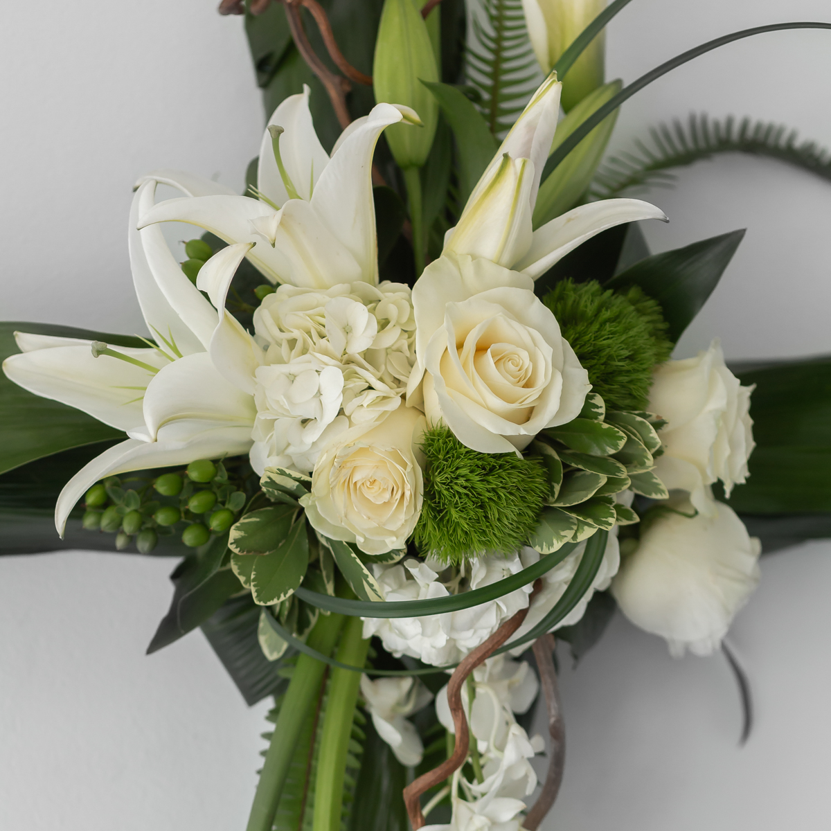 Never Forgotten Cross Funeral Arrangement - Le Bouquet