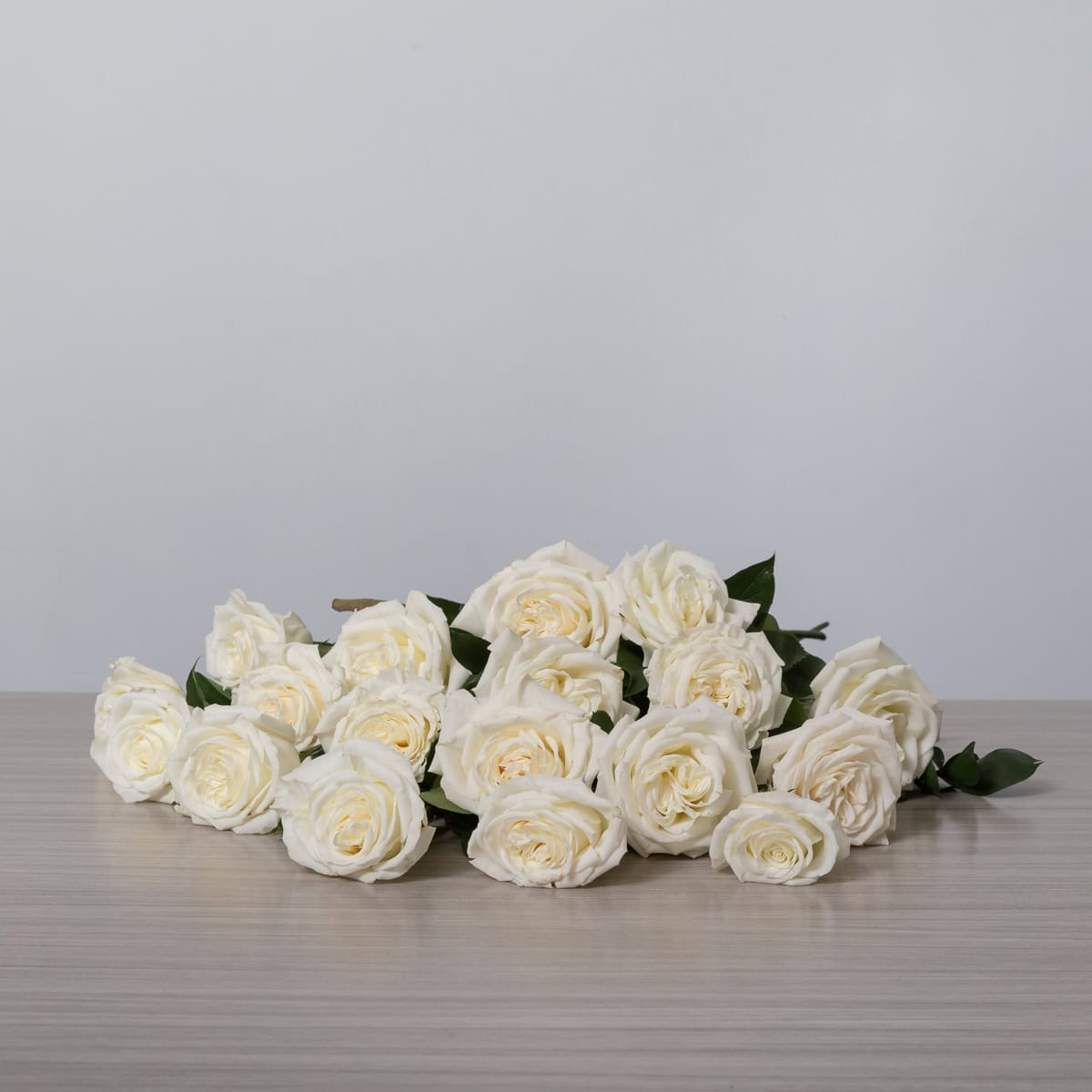 Playa Blanca Roses (18 roses, Arranged cut bouquet, With greenery)