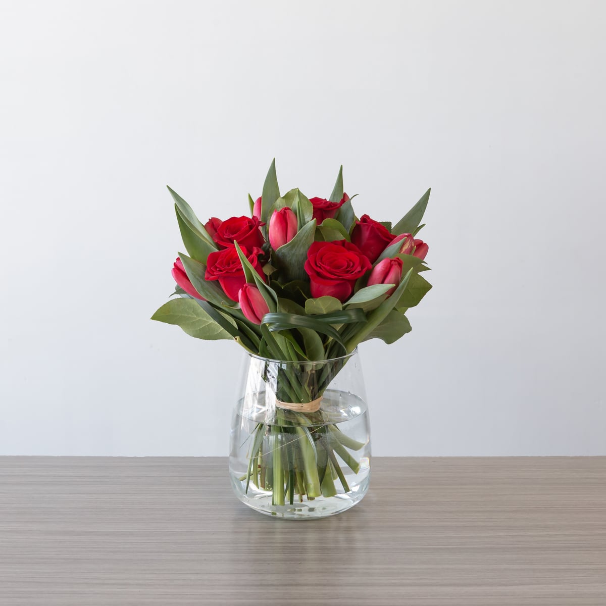 Clara Standard Red lebouquet mtl