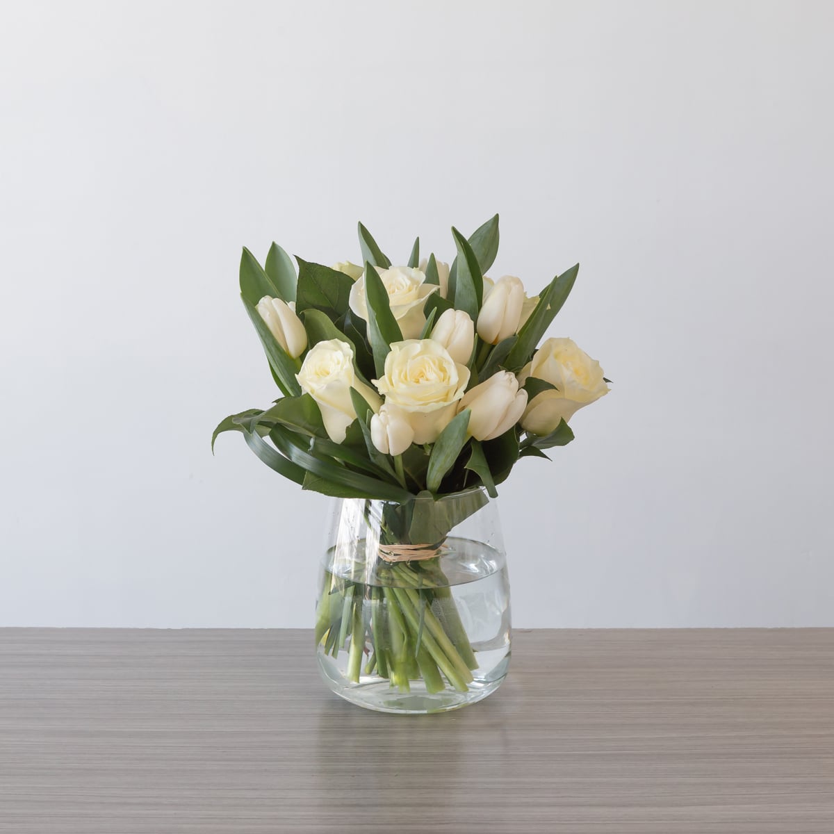 Clara Standard White lebouquet mtl