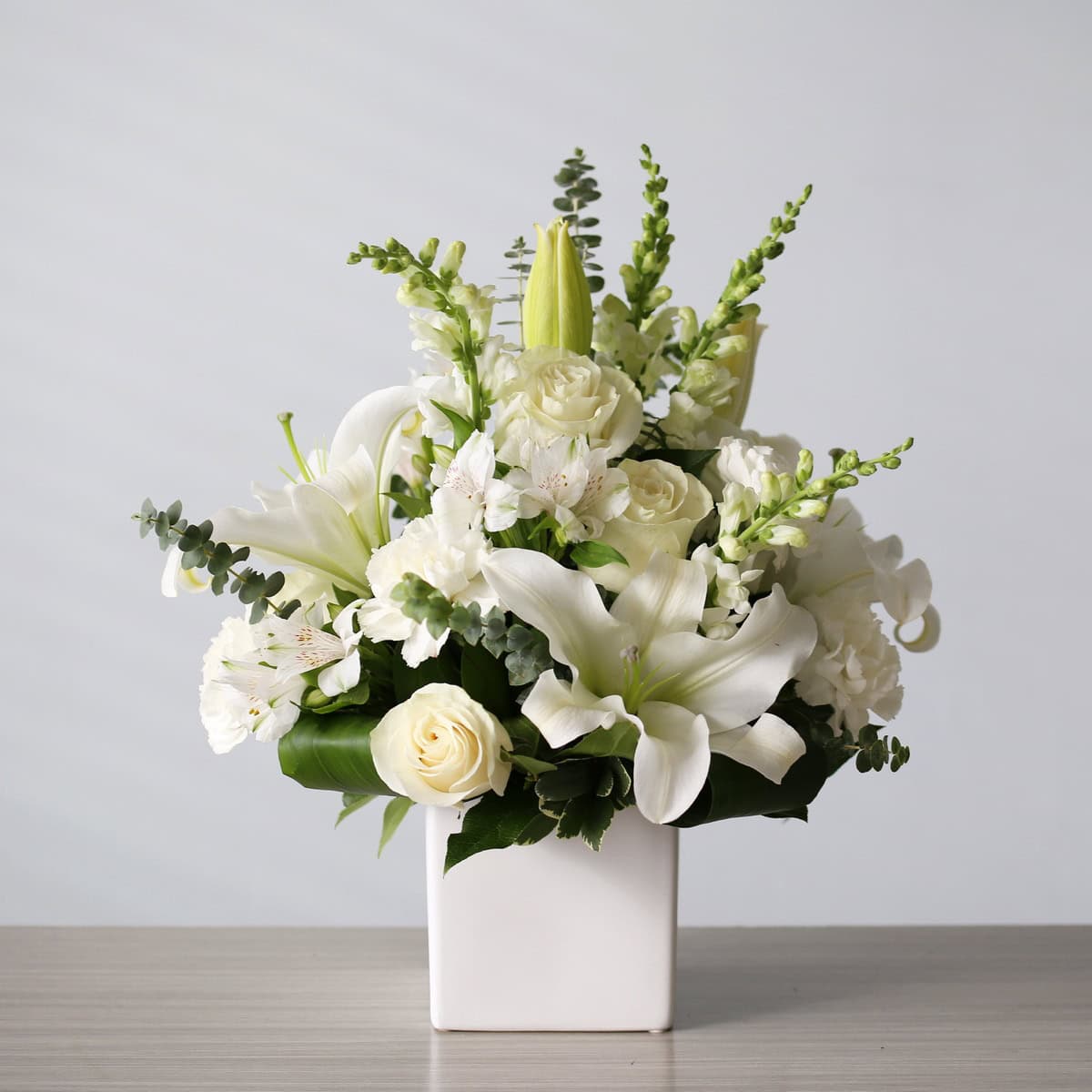 LEB205 Diana Arrangement