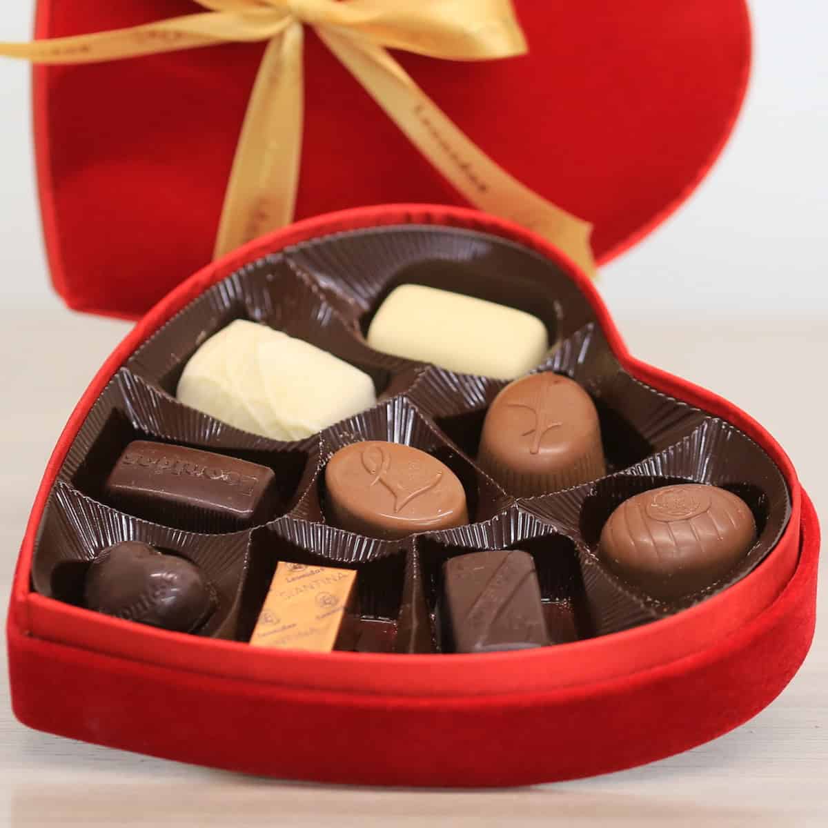 red heart velvet chocolate box