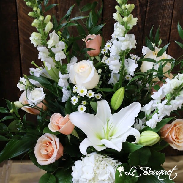 Fleurs d’anniversaire et de fiançailles Montréal – Bouquets romantiques